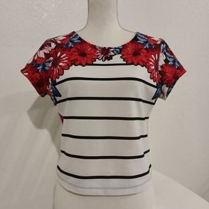 Short Sleeved Floral Stripes Crop Top